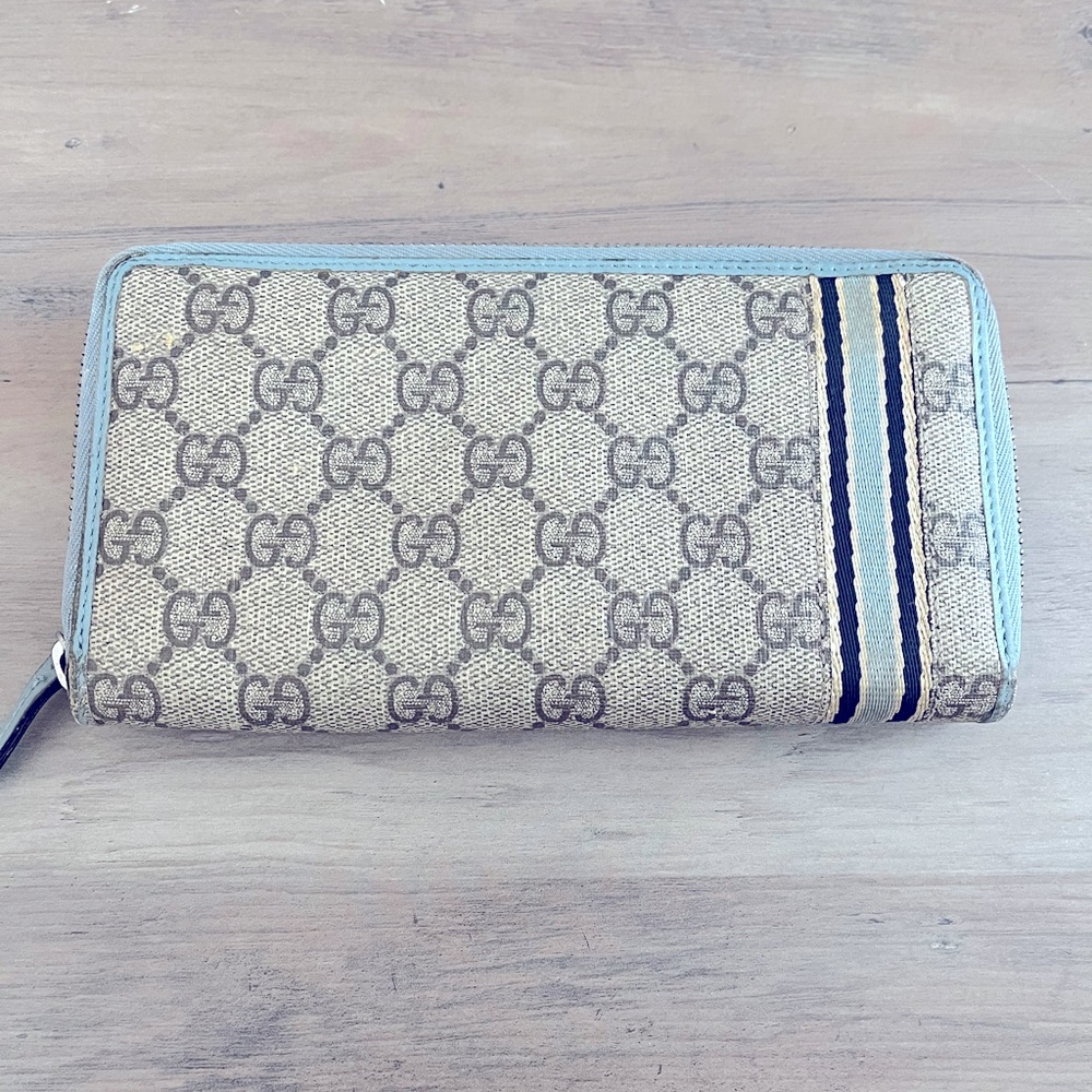Gucci wallet
